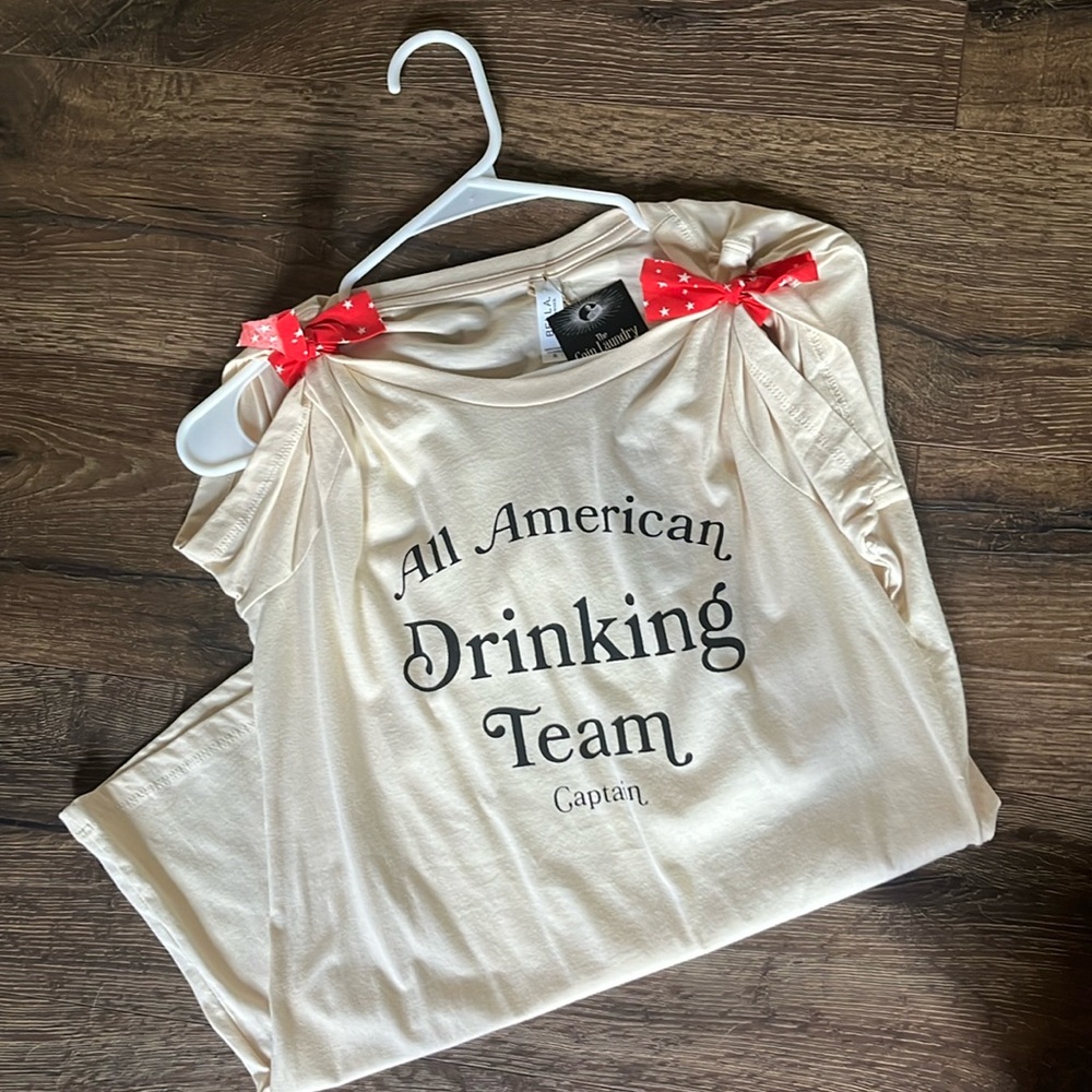 Cute T-shirt with bow detail